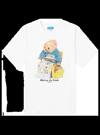 MARKET Making The Grade Bear T-Shirt 399001592-WHT