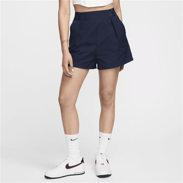 8cm Shorts Sportswear Collection